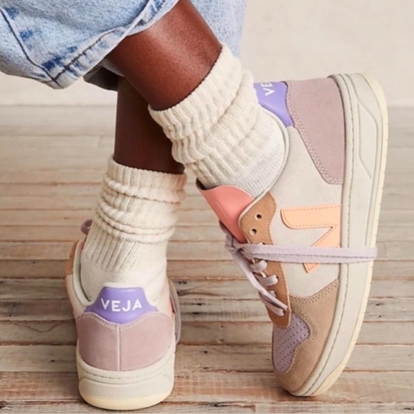 Veja Shoes - VEJA V-10 SUEDE MULTICOLOR PEACH sneakers size 7.5